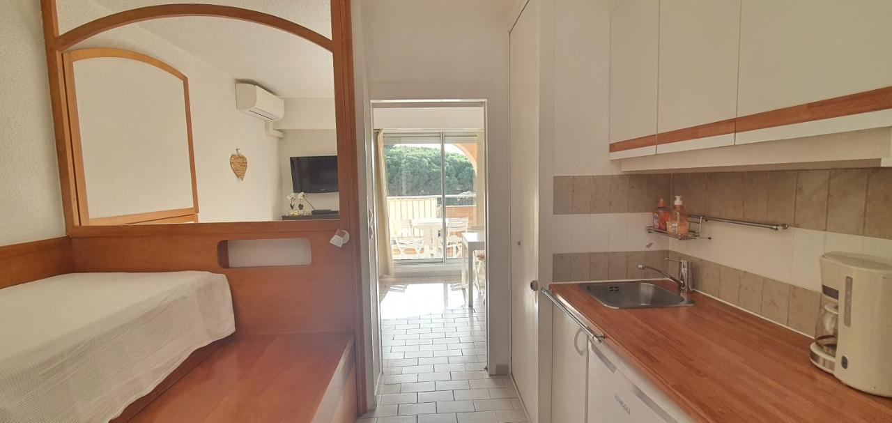 L'Etoile Sous Les Pins - La Loge Apartment Hyeres Bagian luar foto
